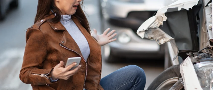 ¿Qué hago si me chocan mi carro?